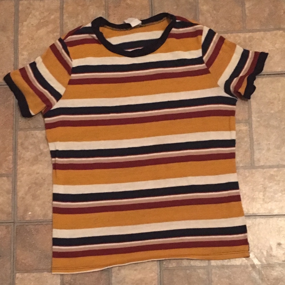 Short sleeve mutli color blouse
